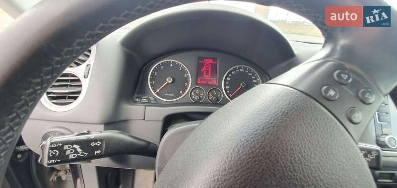 Внедорожник / Кроссовер Volkswagen Tiguan 2009 в Луцке