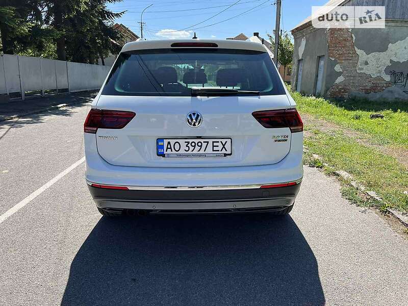 Внедорожник / Кроссовер Volkswagen Tiguan 2017 в Мукачево