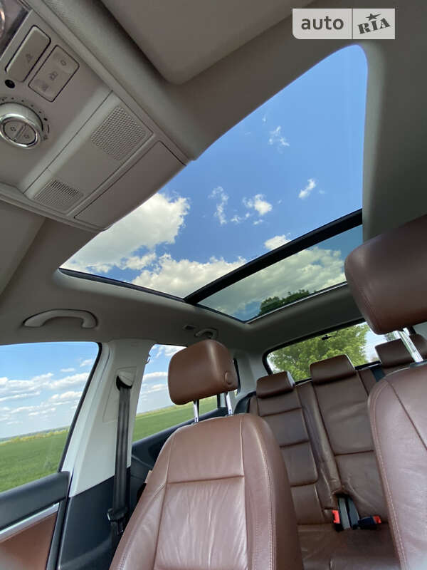 Внедорожник / Кроссовер Volkswagen Tiguan 2014 в Казатине