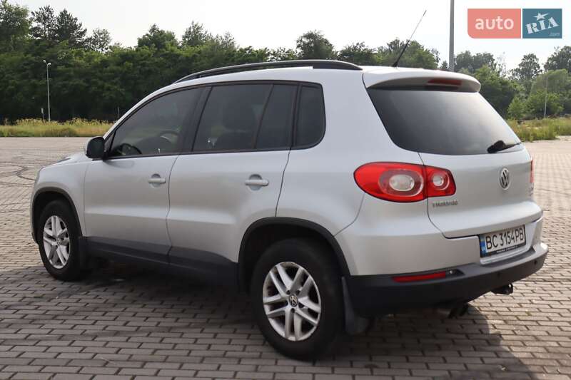 Внедорожник / Кроссовер Volkswagen Tiguan 2011 в Львове