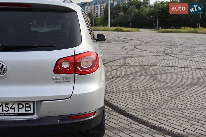 Внедорожник / Кроссовер Volkswagen Tiguan 2011 в Львове