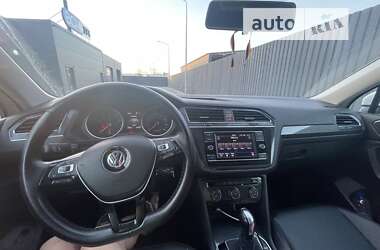 Позашляховик / Кросовер Volkswagen Tiguan 2017 в Миргороді