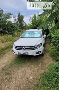 Внедорожник / Кроссовер Volkswagen Tiguan 2012 в Николаеве