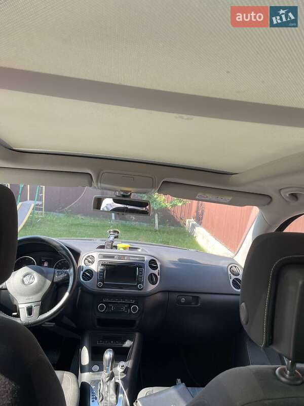 Внедорожник / Кроссовер Volkswagen Tiguan 2015 в Киеве