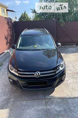 Volkswagen Tiguan 2015