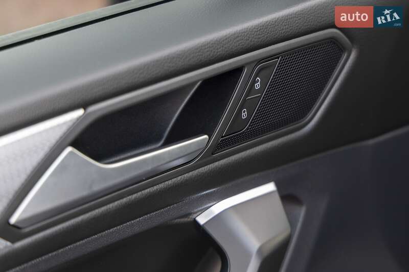 Внедорожник / Кроссовер Volkswagen Tiguan 2022 в Луцке