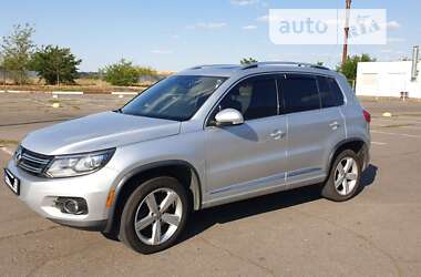 Внедорожник / Кроссовер Volkswagen Tiguan 2014 в Николаеве