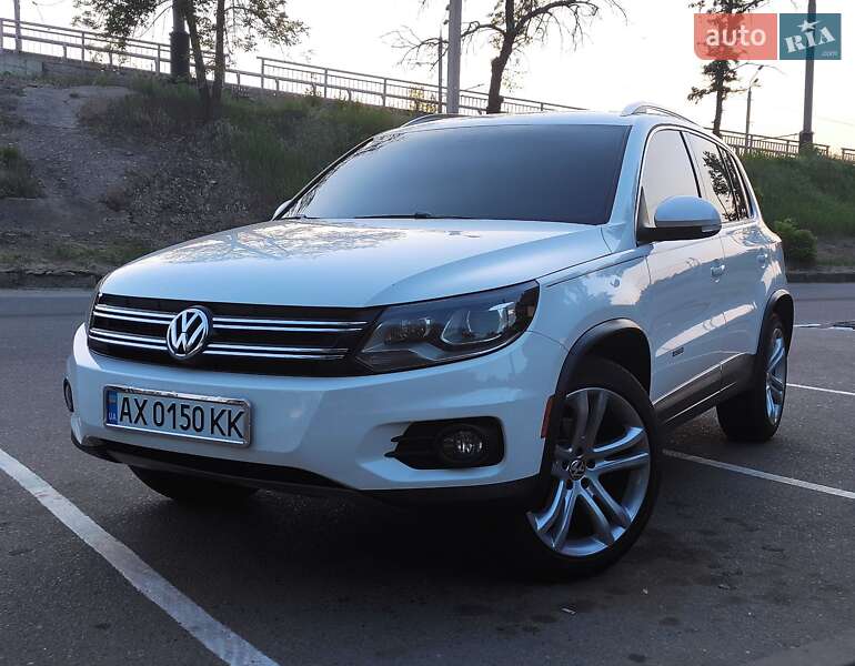 Внедорожник / Кроссовер Volkswagen Tiguan 2012 в Харькове