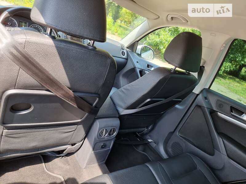 Внедорожник / Кроссовер Volkswagen Tiguan 2013 в Павлограде