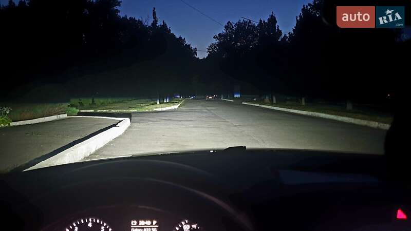 Внедорожник / Кроссовер Volkswagen Tiguan 2014 в Умани