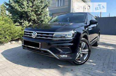Позашляховик / Кросовер Volkswagen Tiguan 2018 в Павлограді