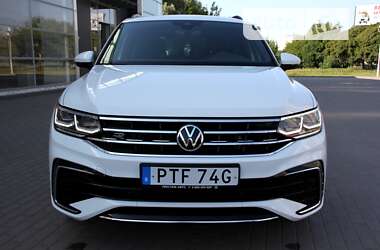 Внедорожник / Кроссовер Volkswagen Tiguan 2020 в Хмельницком