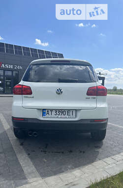 Внедорожник / Кроссовер Volkswagen Tiguan 2015 в Ивано-Франковске