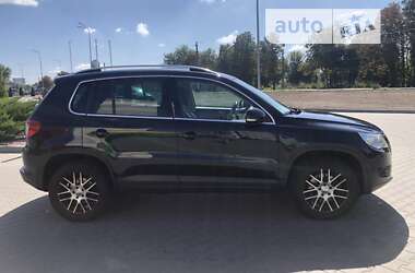 Внедорожник / Кроссовер Volkswagen Tiguan 2008 в Житомире