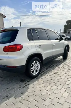 Volkswagen Tiguan 2012