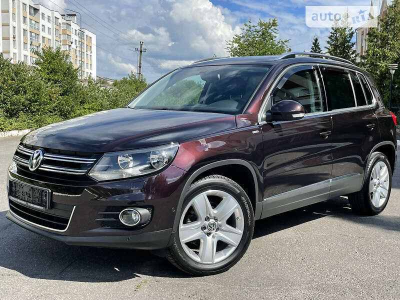 Позашляховик / Кросовер Volkswagen Tiguan 2013 в Вишневому