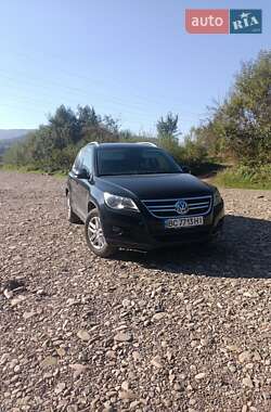 Внедорожник / Кроссовер Volkswagen Tiguan 2009 в Львове