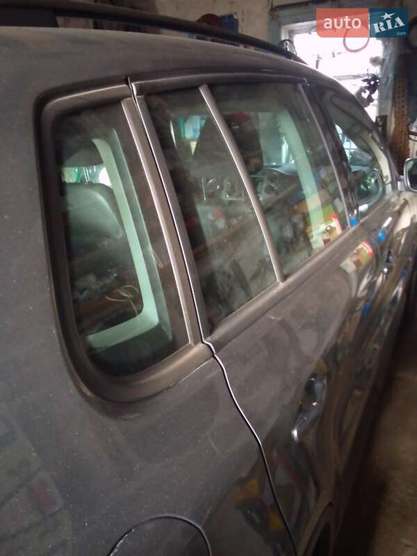 Внедорожник / Кроссовер Volkswagen Tiguan 2015 в Чернухах