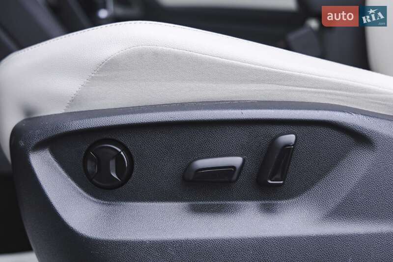 Внедорожник / Кроссовер Volkswagen Tiguan 2019 в Луцке