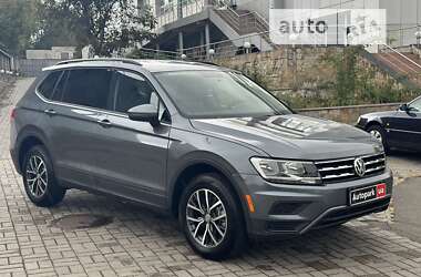 Внедорожник / Кроссовер Volkswagen Tiguan 2021 в Киеве