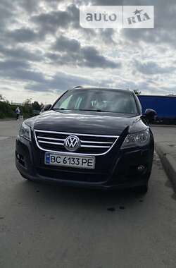 Внедорожник / Кроссовер Volkswagen Tiguan 2010 в Стрые