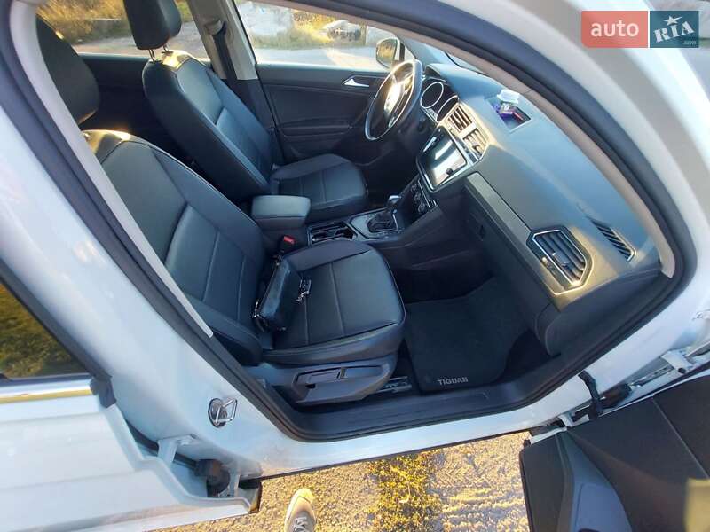 Позашляховик / Кросовер Volkswagen Tiguan 2017 в Тернополі