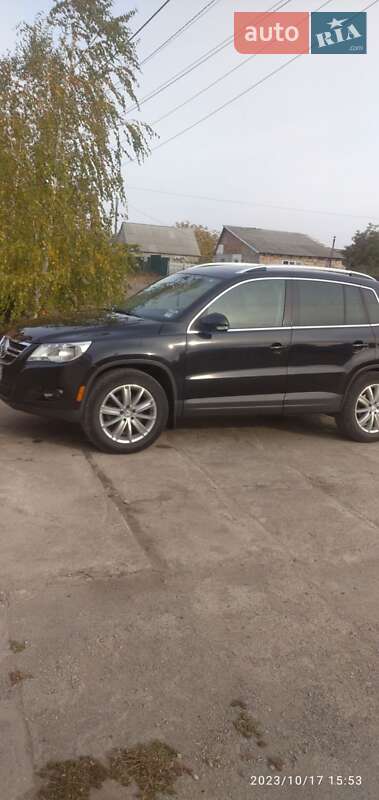 Volkswagen Tiguan 2011