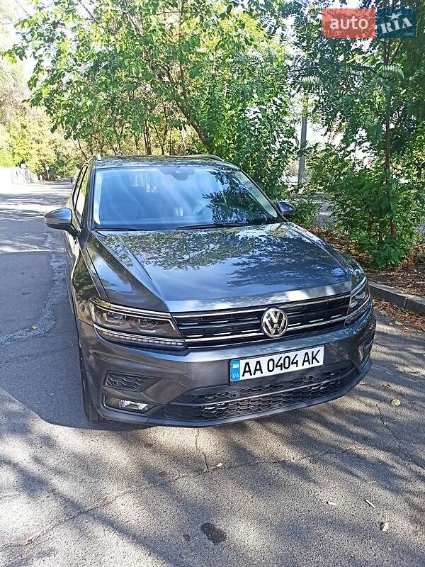 Внедорожник / Кроссовер Volkswagen Tiguan 2020 в Киеве