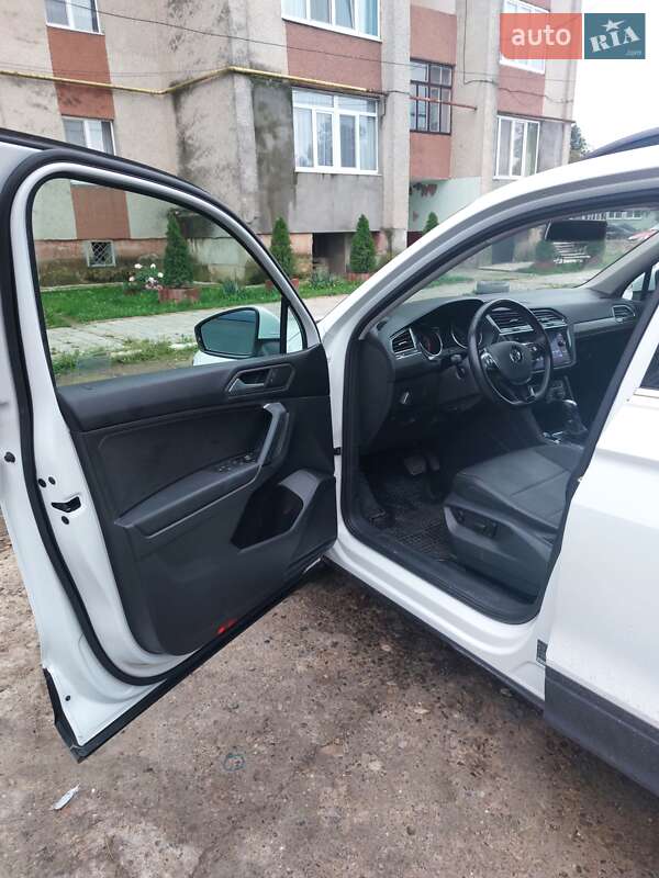 Внедорожник / Кроссовер Volkswagen Tiguan 2018 в Черновцах