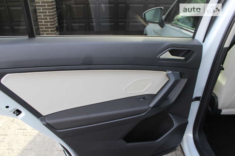 Внедорожник / Кроссовер Volkswagen Tiguan 2018 в Сумах фото 61 Внедорожник / Кроссовер Volkswagen Tiguan 2018 в Сумах