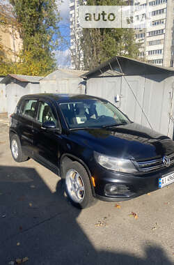 Позашляховик / Кросовер Volkswagen Tiguan 2013 в Києві