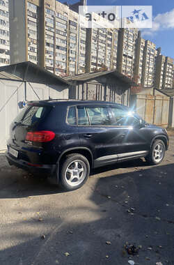 Позашляховик / Кросовер Volkswagen Tiguan 2013 в Києві