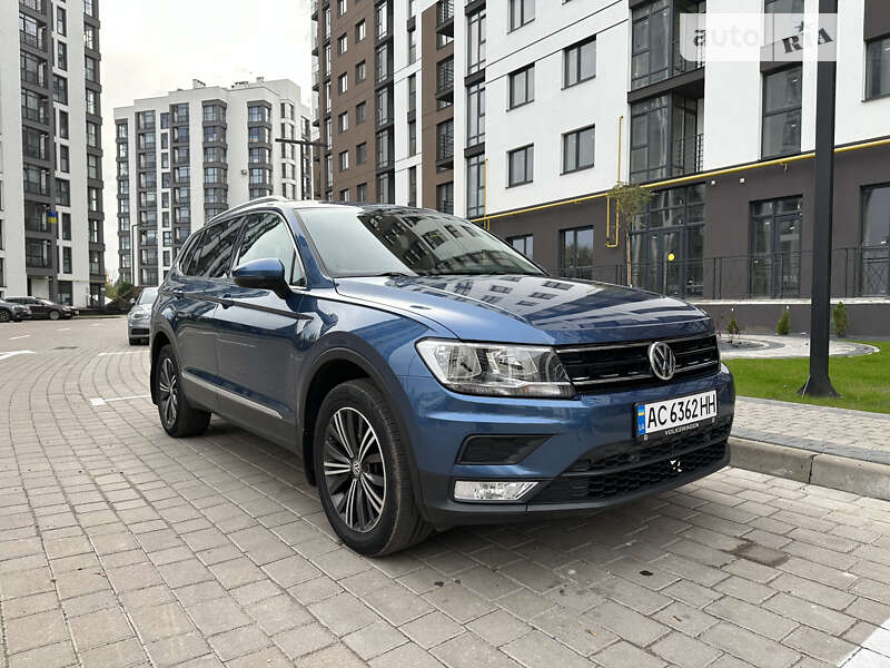 Внедорожник / Кроссовер Volkswagen Tiguan 2018 в Луцке