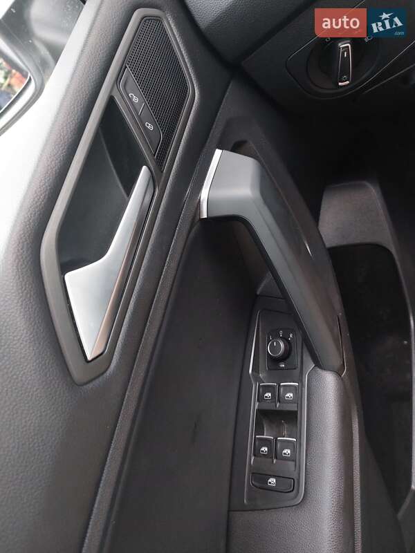 Внедорожник / Кроссовер Volkswagen Tiguan 2018 в Черновцах