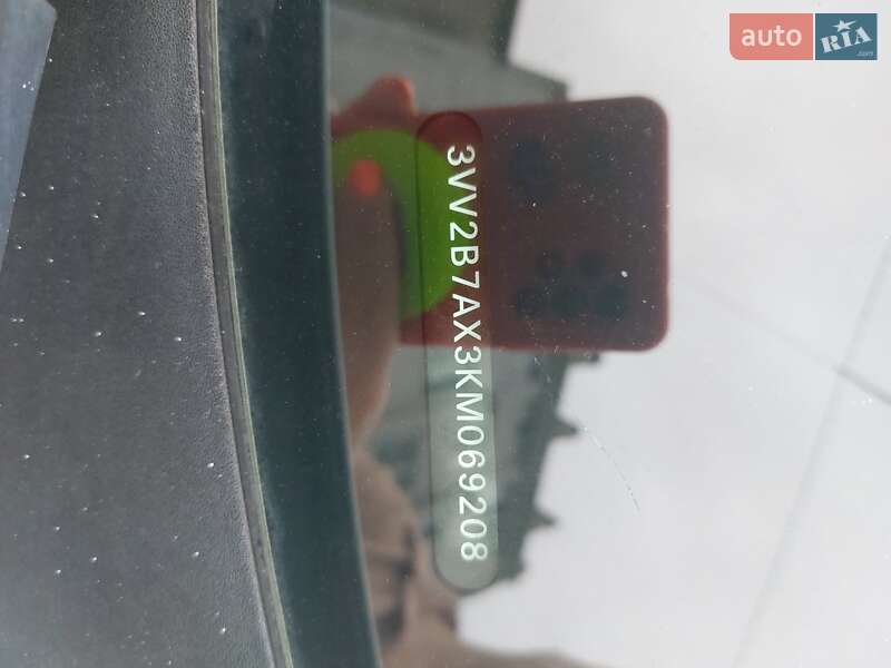 Внедорожник / Кроссовер Volkswagen Tiguan 2018 в Черновцах