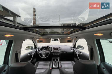 Внедорожник / Кроссовер Volkswagen Tiguan 2014 в 