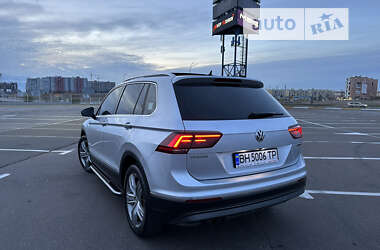 Внедорожник / Кроссовер Volkswagen Tiguan 2018 в Одессе