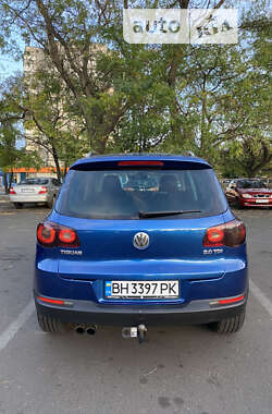 Внедорожник / Кроссовер Volkswagen Tiguan 2009 в Одессе