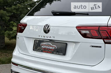 Позашляховик / Кросовер Volkswagen Tiguan 2022 в 