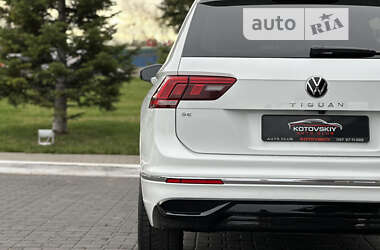 Позашляховик / Кросовер Volkswagen Tiguan 2022 в 