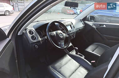 Позашляховик / Кросовер Volkswagen Tiguan 2010 в Львові