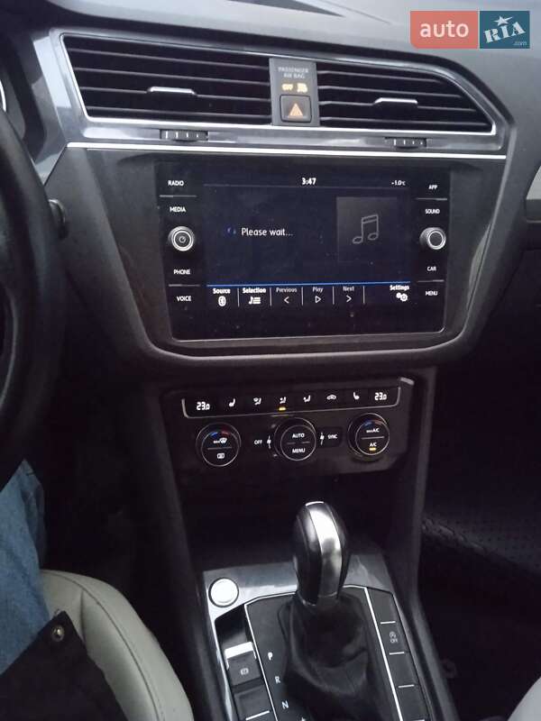 Внедорожник / Кроссовер Volkswagen Tiguan 2018 в Киеве