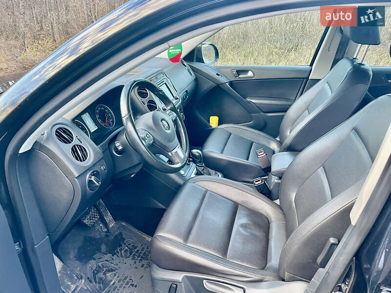 Внедорожник / Кроссовер Volkswagen Tiguan 2017 в Ковеле