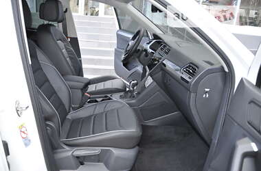Внедорожник / Кроссовер Volkswagen Tiguan 2022 в 