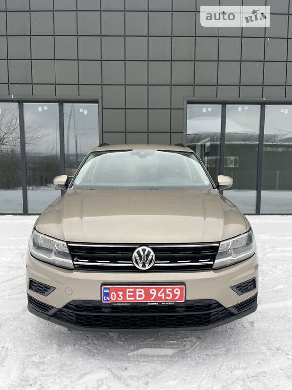 Внедорожник / Кроссовер Volkswagen Tiguan 2019 в Тячеве