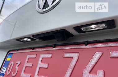 Внедорожник / Кроссовер Volkswagen Tiguan 2017 в Запорожье