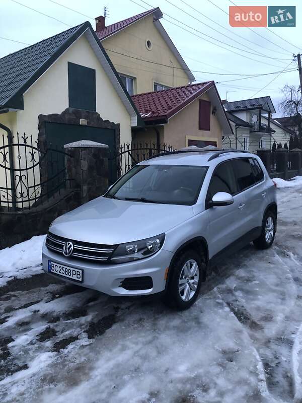 Позашляховик / Кросовер Volkswagen Tiguan 2016 в Рудки
