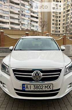 Внедорожник / Кроссовер Volkswagen Tiguan 2010 в Одессе