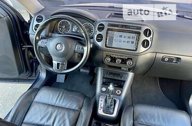 Позашляховик / Кросовер Volkswagen Tiguan 2015 в Одесі