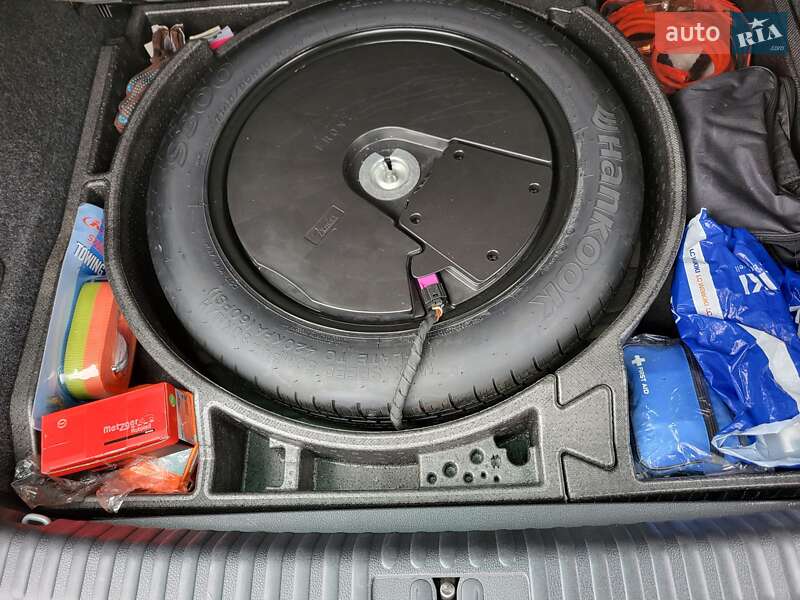 Внедорожник / Кроссовер Volkswagen Tiguan 2016 в Чернигове